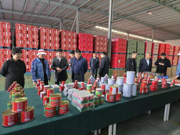 市工商联和民营企业家代表来宁河考察开