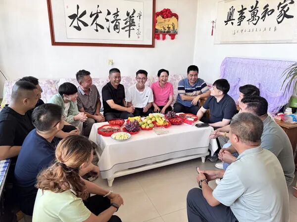 青年企业家翟冠林